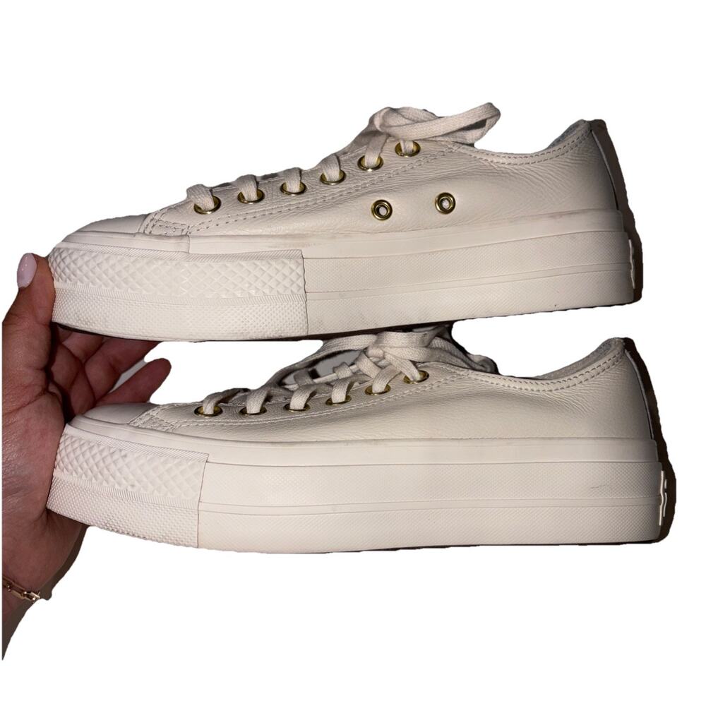 Converse Chuck Taylor All Star Lift Ox White Leather Gold Platform Woman 6.5 - Picture 2 of 7